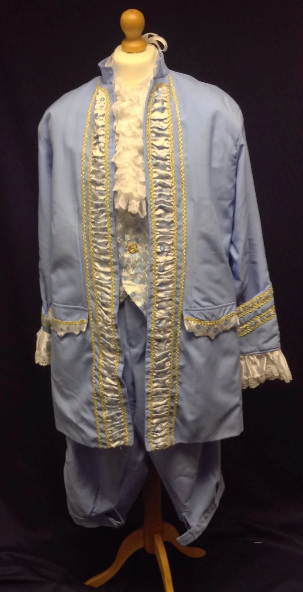 18th Century Court Gent in Pale Blue