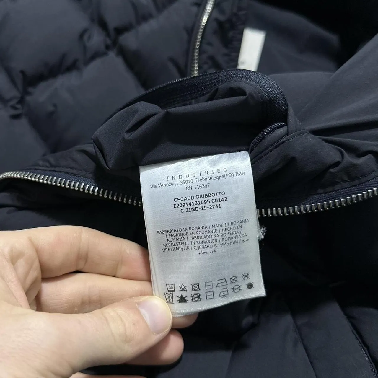 Moncler Cecaud Down Jacket