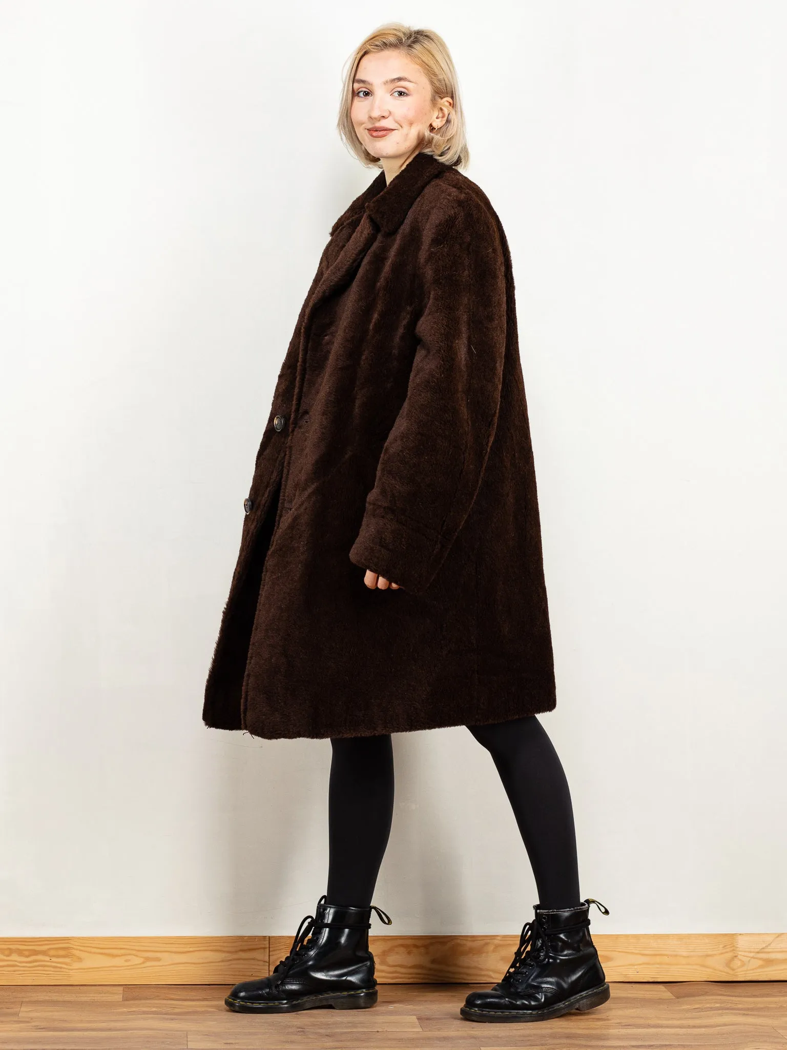 Vintage 60's Women Faux Fur Coat in Brown