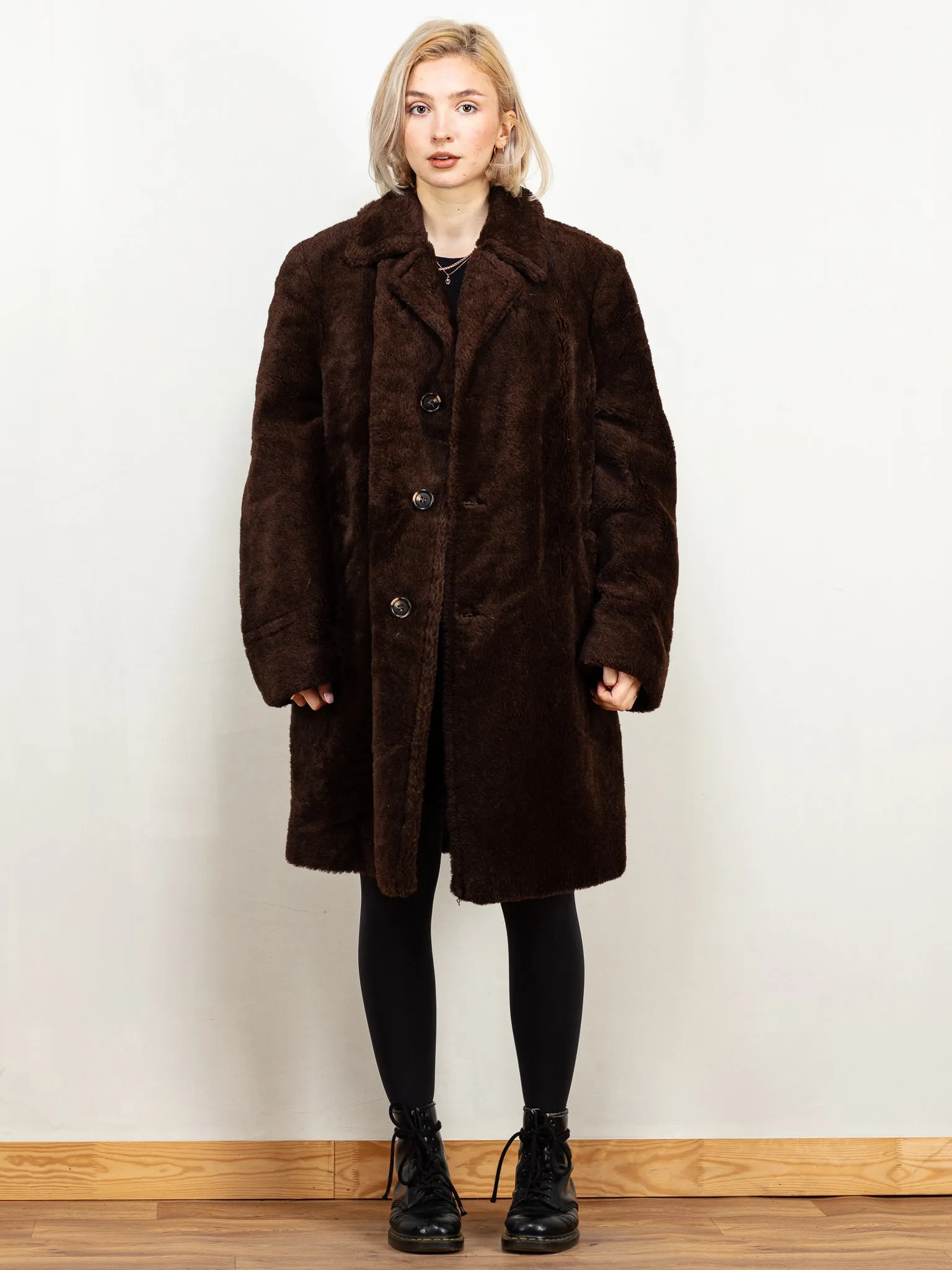 Vintage 60's Women Faux Fur Coat in Brown